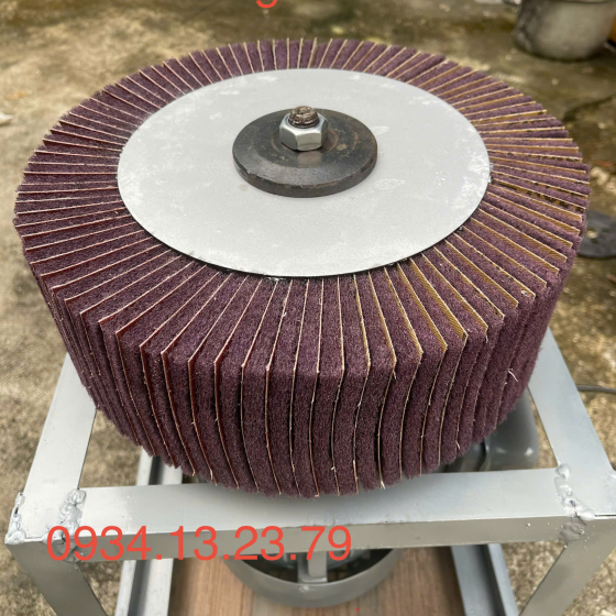 Bánh nhám nỉ, Bánh nhám nắp sắt nắp nhôm , Bánh nhám chà kim loại, Bánh nhám đánh bóng Nhôm Inox Sắt
